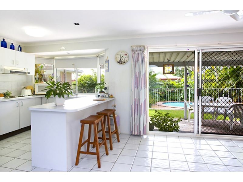 34 Warana Street, Noosa Heads QLD 4567