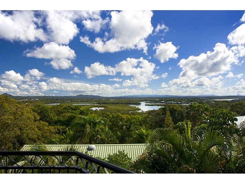 19 Arkana Drive, Noosa Heads QLD 4567