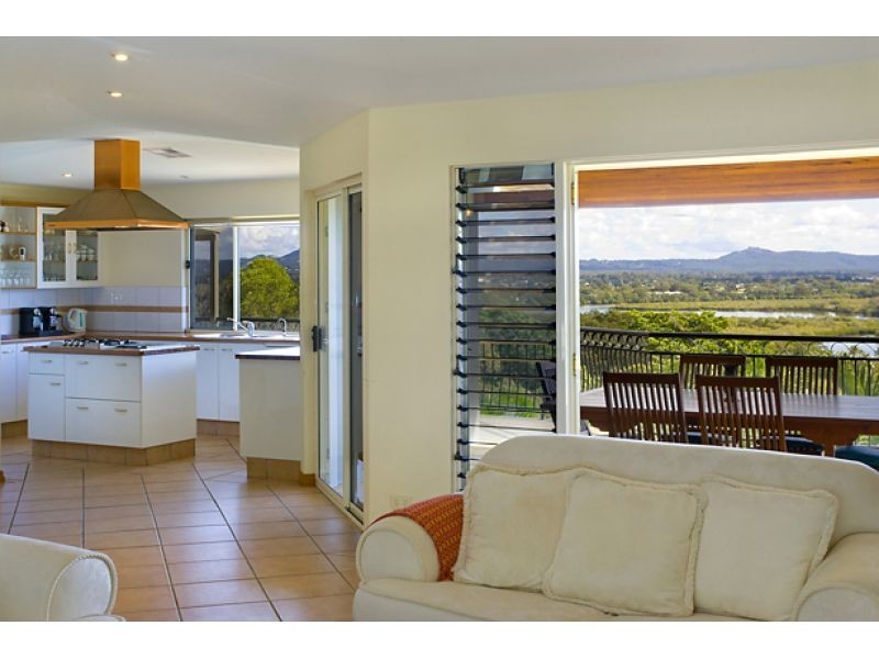 19 Arkana Drive, Noosa Heads QLD 4567