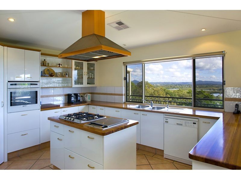 19 Arkana Drive, Noosa Heads QLD 4567