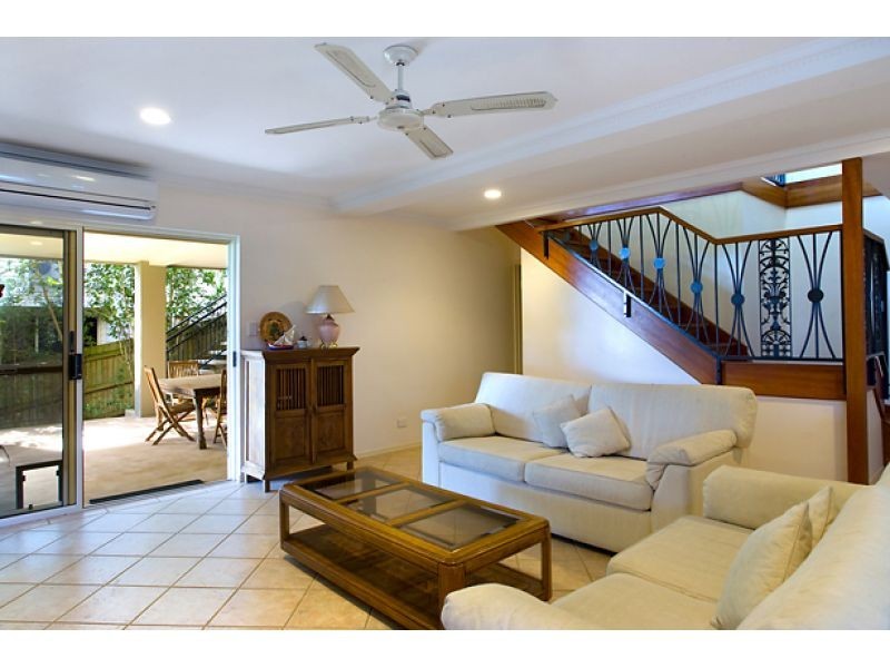 19 Arkana Drive, Noosa Heads QLD 4567