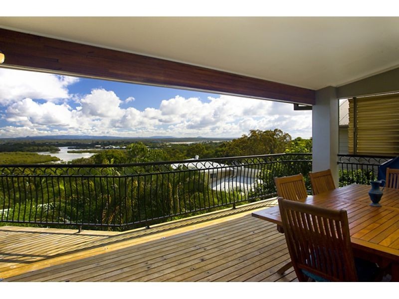 19 Arkana Drive, Noosa Heads QLD 4567