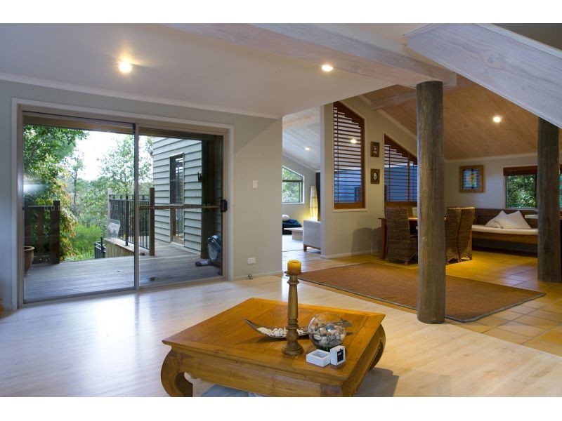 54 Victory Crescent, Sunrise Beach QLD 4567