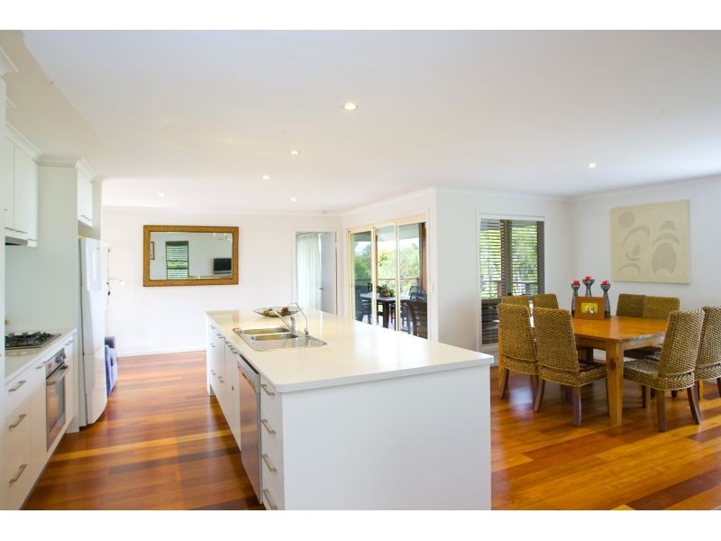 2 Yallara Court, Noosa Heads QLD 4567