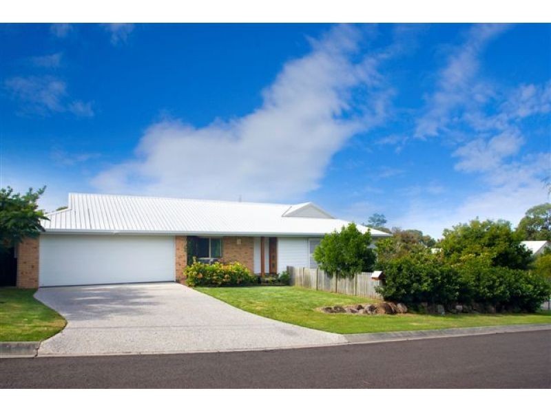 2 Yallara Court, Noosa Heads QLD 4567