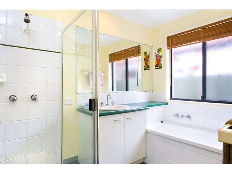 20 Stormbird Drive, Noosa Heads QLD 4567