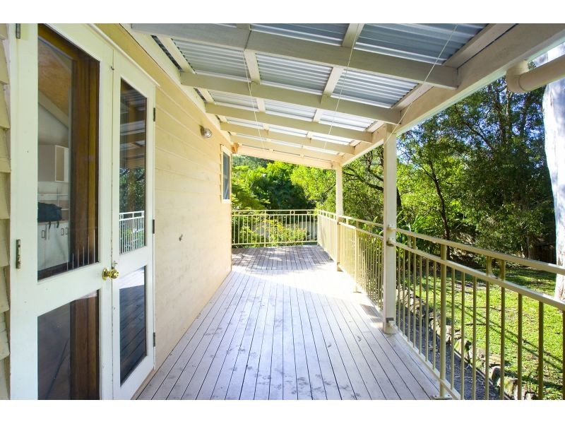 25 Sleepy Hollow Drive, Noosa Heads QLD 4567