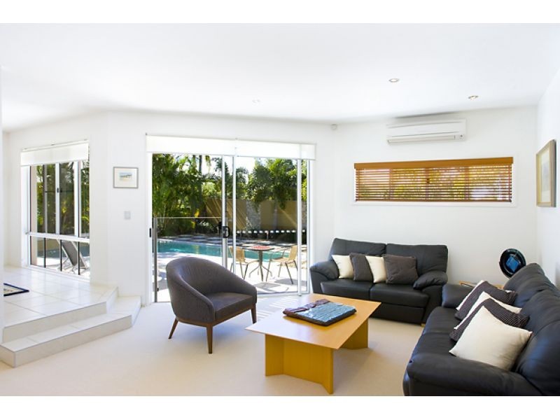 10 Treasure Cove, Noosaville QLD 4566