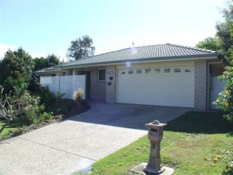 1 Werita Court, Sunrise Beach QLD 4567