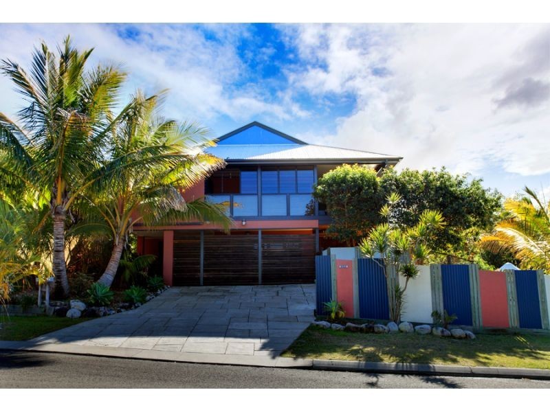 22 Rainbow Crescent, Sunrise Beach QLD 4567