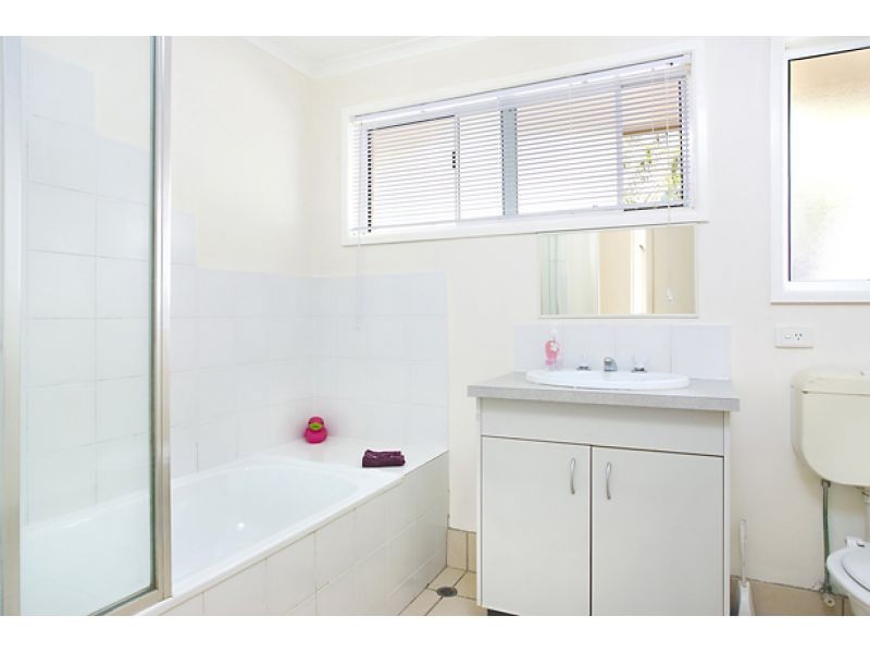 33 Orient Drive, Sunrise Beach QLD 4567