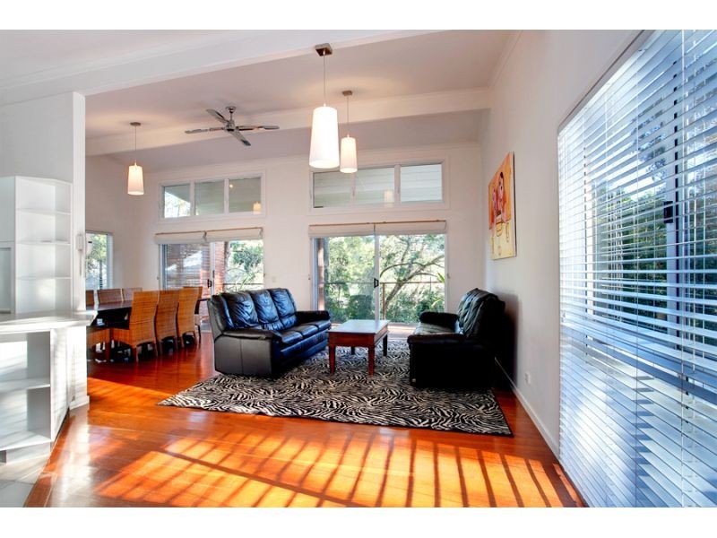 23 Leslie Drive, Noosa Heads QLD 4567