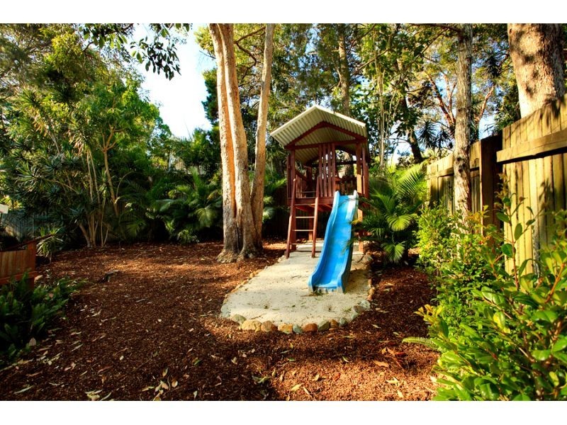 23 Leslie Drive, Noosa Heads QLD 4567