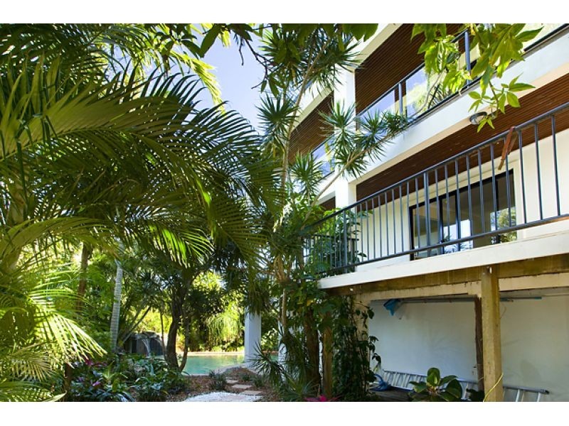 8 Allambi Terrace, Noosa Heads QLD 4567