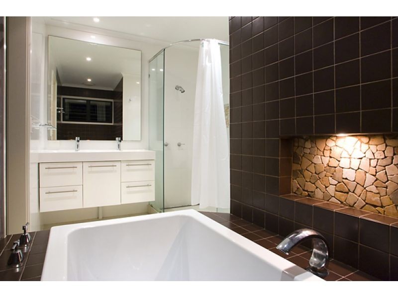 8 Allambi Terrace, Noosa Heads QLD 4567