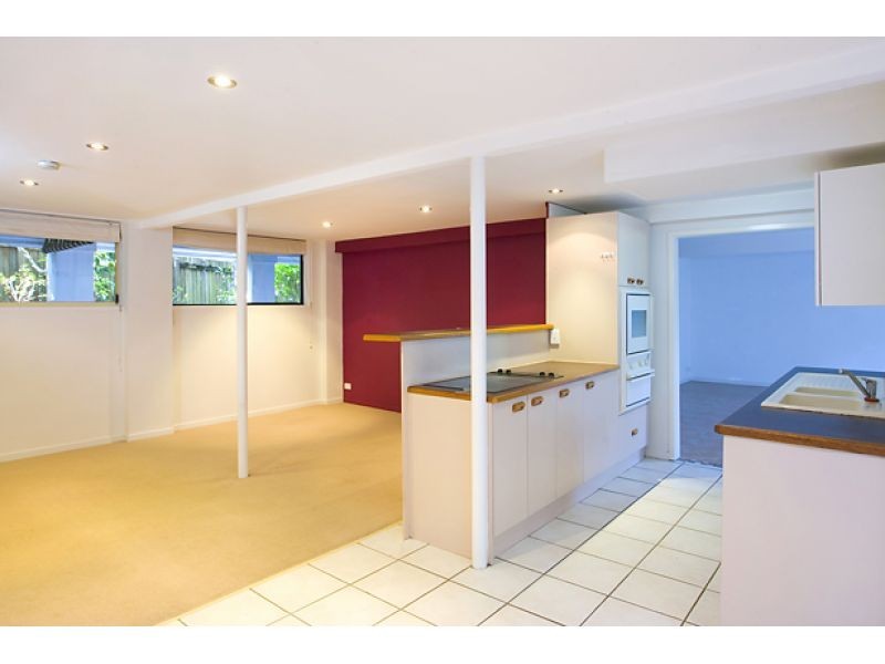 8 Allambi Terrace, Noosa Heads QLD 4567