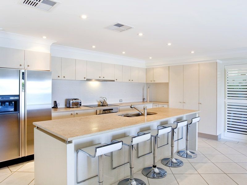 207 Shorehaven Drive, Noosa Waters QLD 4566