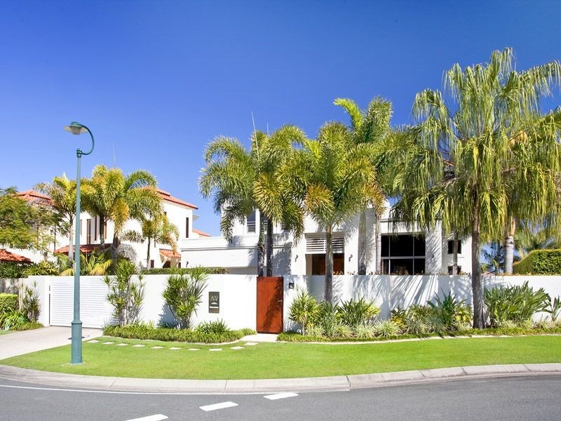 207 Shorehaven Drive, Noosa Waters QLD 4566