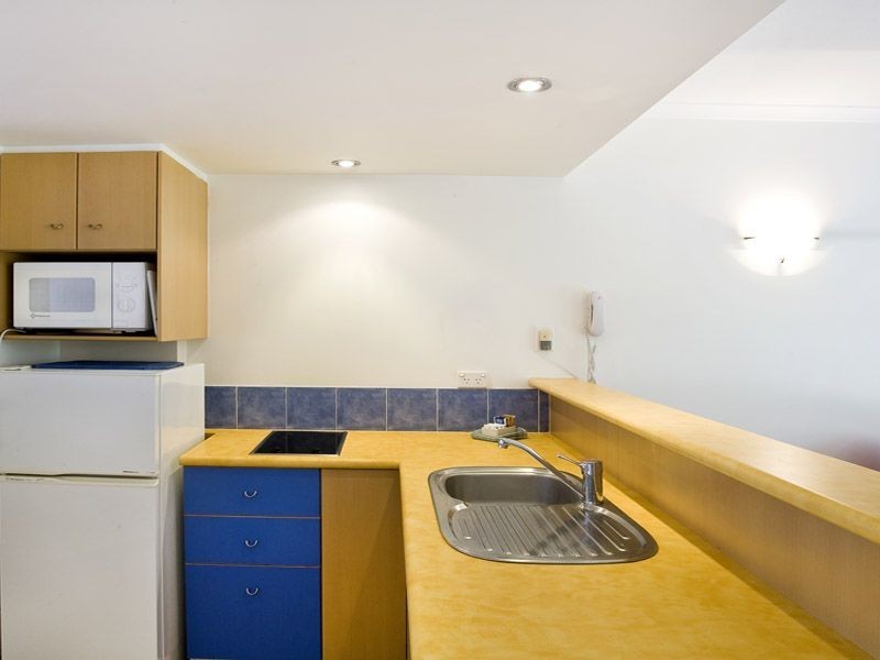 2, 49 Noosa Parade, Noosa Heads QLD 4567