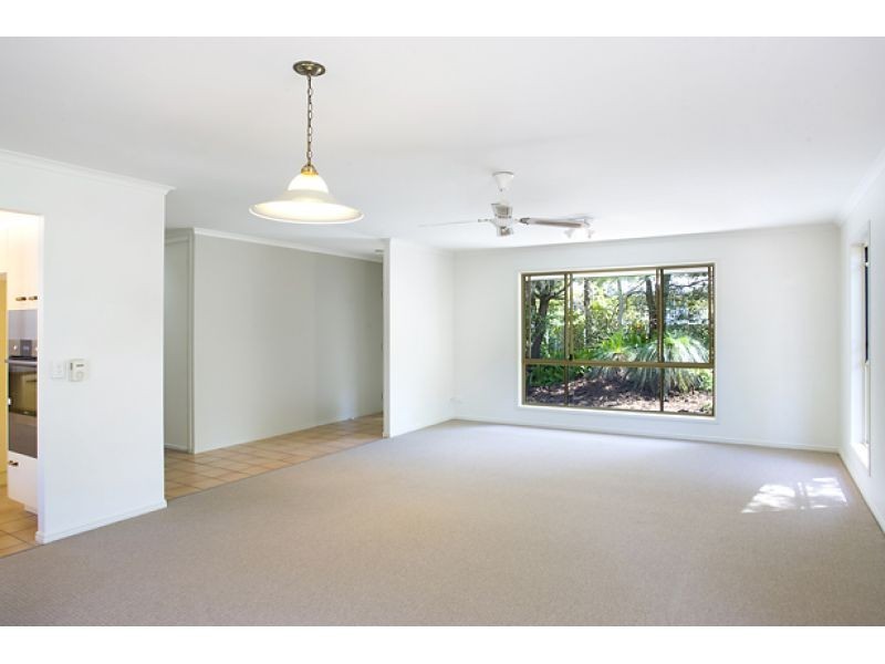 4 Bega Link, Noosa Heads QLD 4567