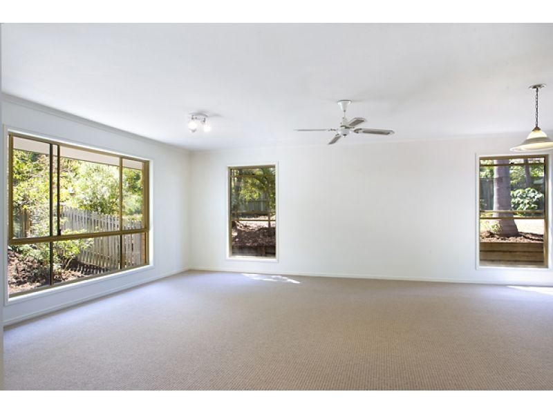 4 Bega Link, Noosa Heads QLD 4567
