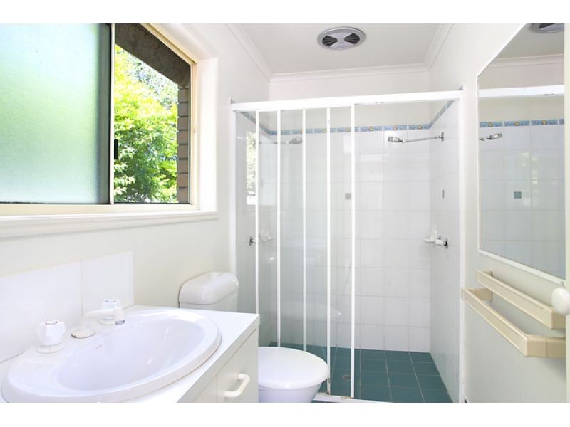 4 Bega Link, Noosa Heads QLD 4567