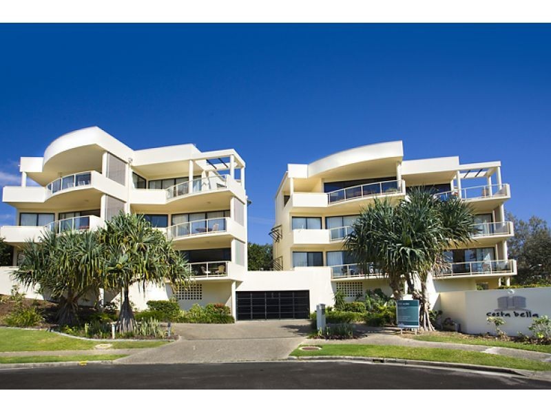 2, 9 Selene Street, Sunrise Beach QLD 4567