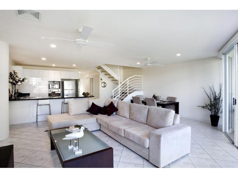 4/115-117 Gympie Terrace, Noosaville QLD 4566