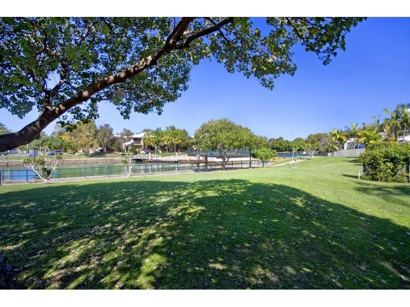4/115-117 Gympie Terrace, Noosaville QLD 4566