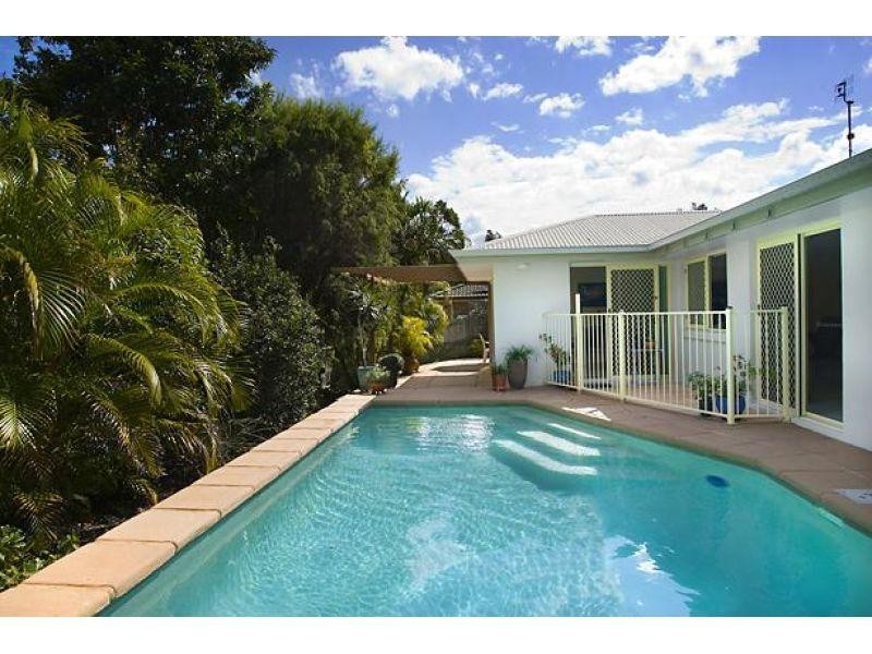 14 Naturi Street, Noosa Heads QLD 4567