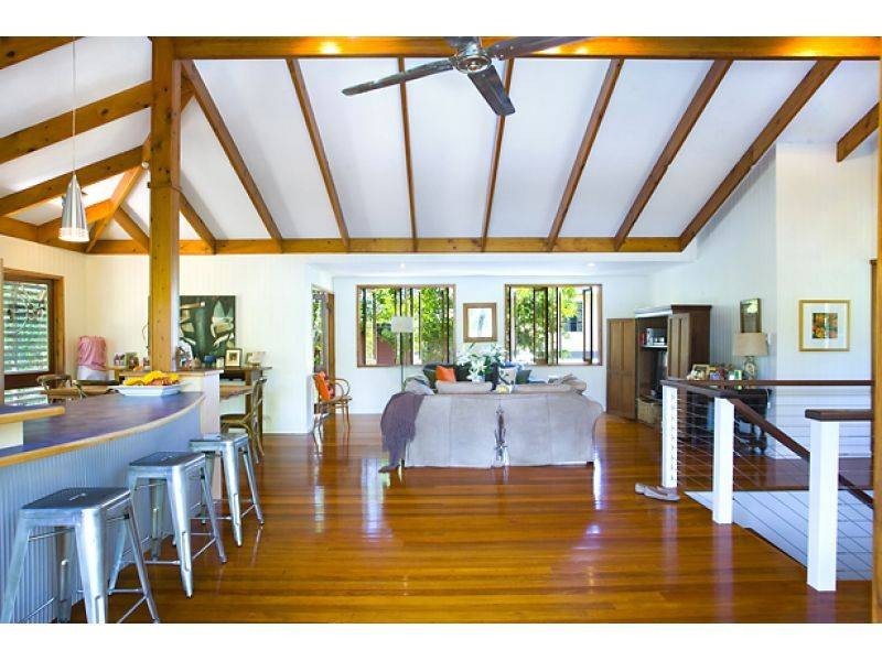 9 Currawong Street, Noosa Heads QLD 4567