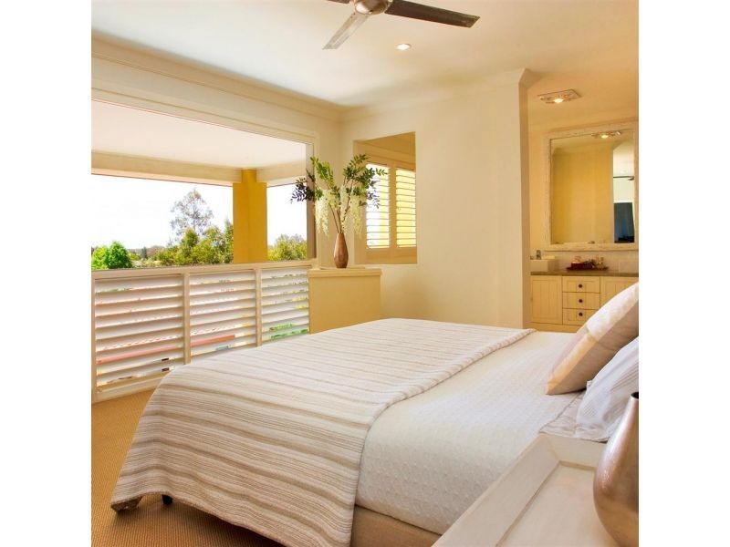 8 Starboard Avenue, Noosaville QLD 4566