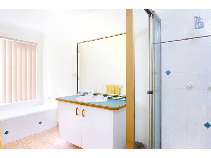 10 Twilight Street, Sunrise Beach QLD 4567