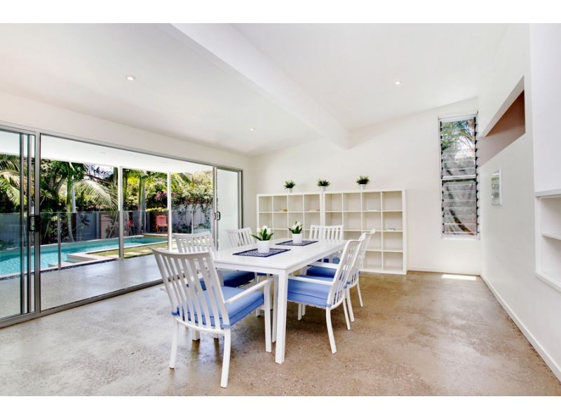 15 Sunset Drive, Noosa Heads QLD 4567