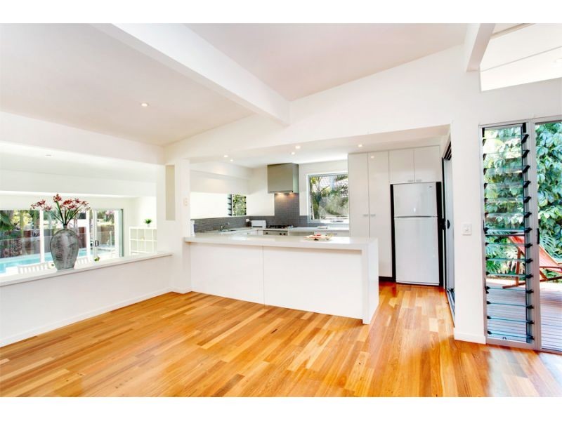 15 Sunset Drive, Noosa Heads QLD 4567