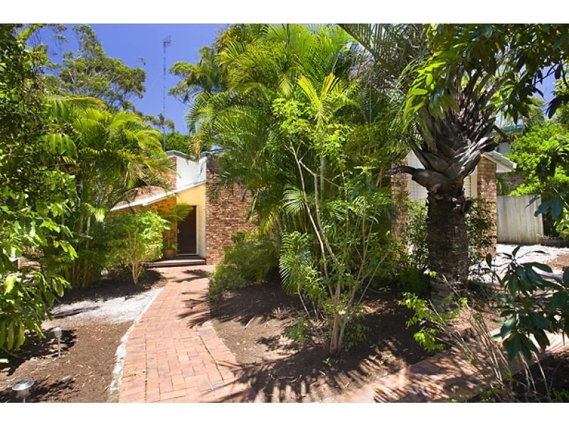 5 Delorme Street, Noosa Heads QLD 4567