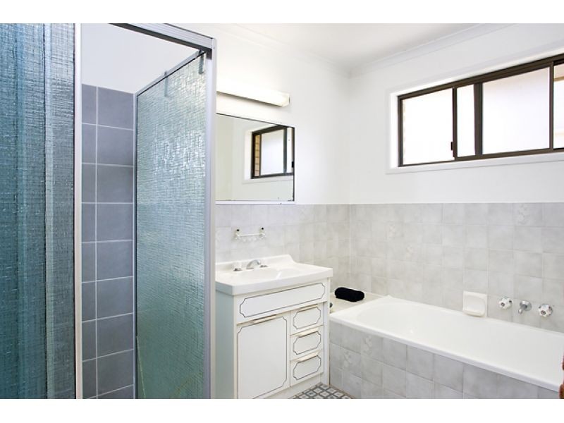 5 Wyona Drive, Noosa Heads QLD 4567