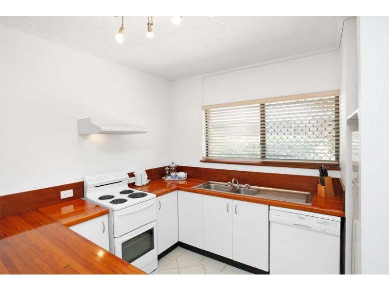 2 & 3, 388 David Low Way, Peregian Beach QLD 4573