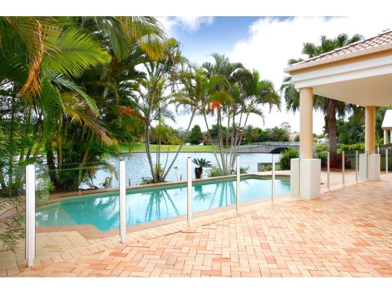 8 Masthead Quay, Noosa Waters QLD 4566