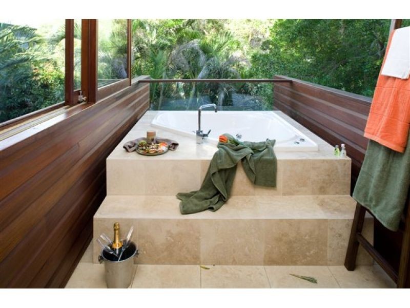 14b Weyba Street, Sunshine Beach QLD 4567