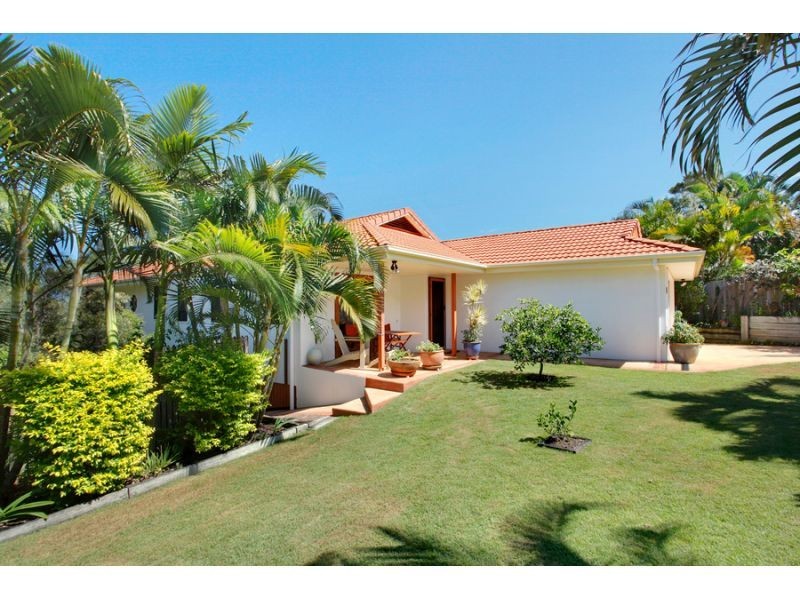 8 Mirrabook Court, Noosa Heads QLD 4567