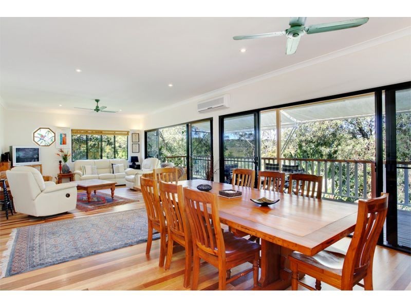 8 Mirrabook Court, Noosa Heads QLD 4567