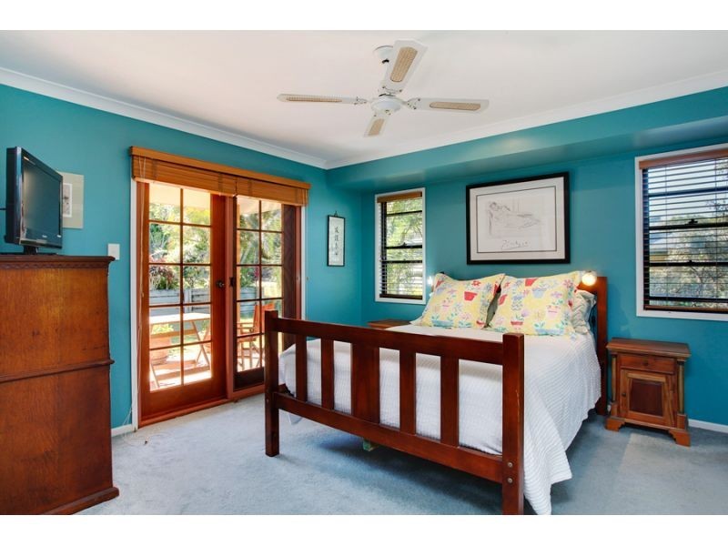 8 Mirrabook Court, Noosa Heads QLD 4567