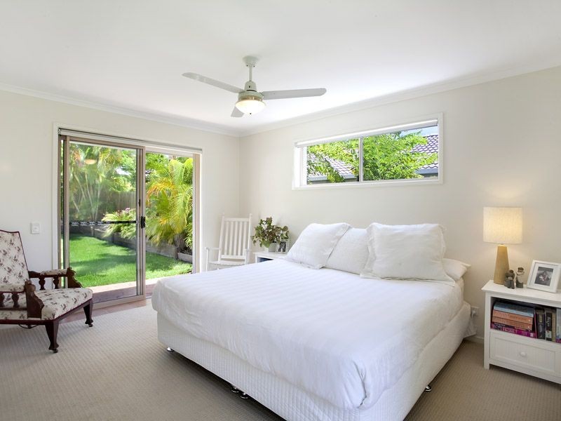 24 Seacove Court, Noosa Waters QLD 4566