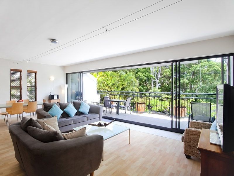 2, 30 Alderly Terrace, Little Cove QLD 4567