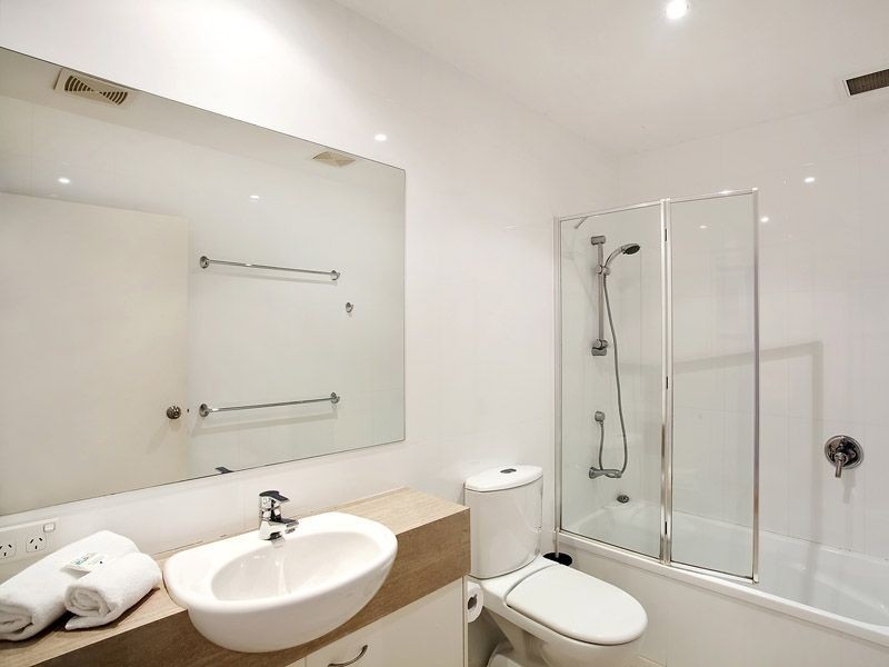 2, 30 Alderly Terrace, Little Cove QLD 4567