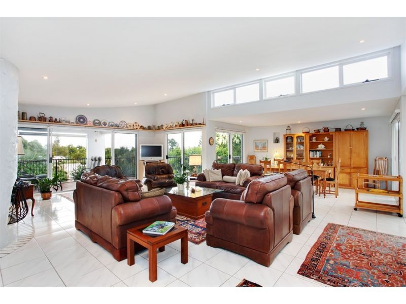 5 Tangmere Court, Noosa Heads QLD 4567