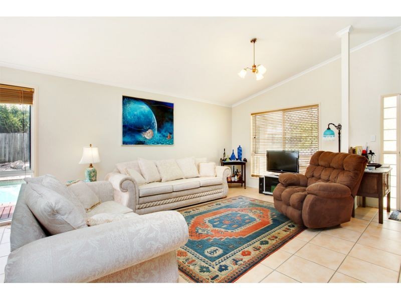 20 Dayspring Street, Sunrise Beach QLD 4567