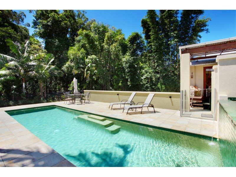 8 Habitat Place, Noosa Heads QLD 4567