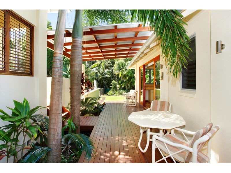8 Habitat Place, Noosa Heads QLD 4567